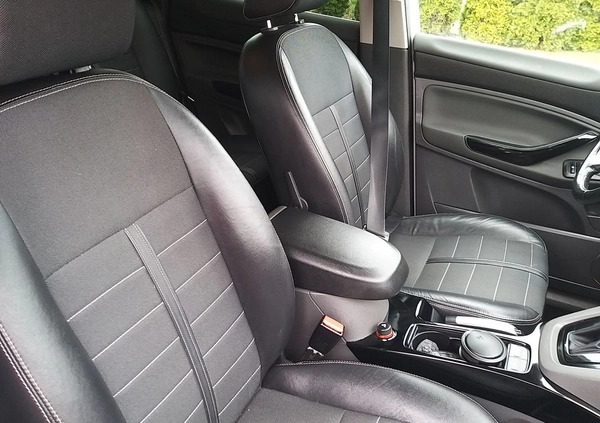 Ford Kuga cena 44000 przebieg: 170000, rok produkcji 2012 z Drezdenko małe 497